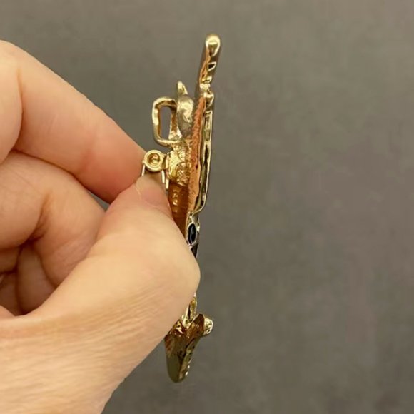 LEOPARD BROOCH Pin Brooch Cat Green Eye Rhinestone Black Enamel Tone - Picture 3 of 3